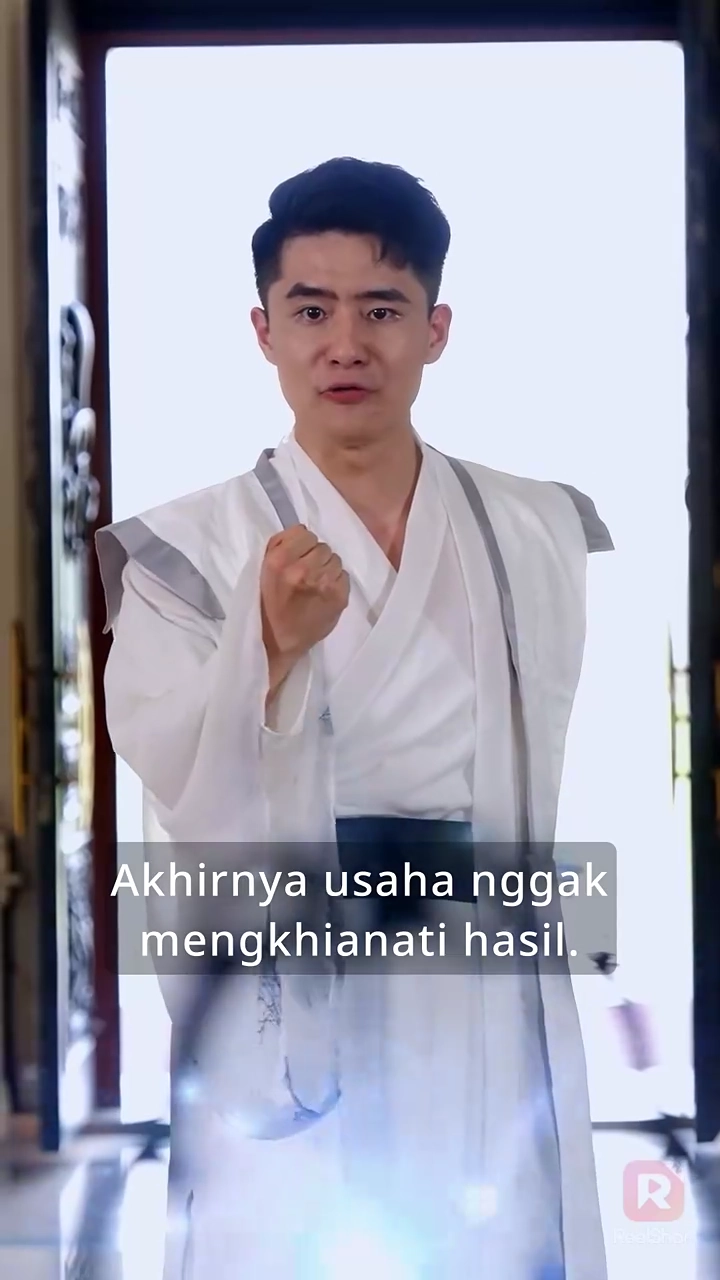 Aku Jatuh Cinta dengan Pembantu Cantikfoto