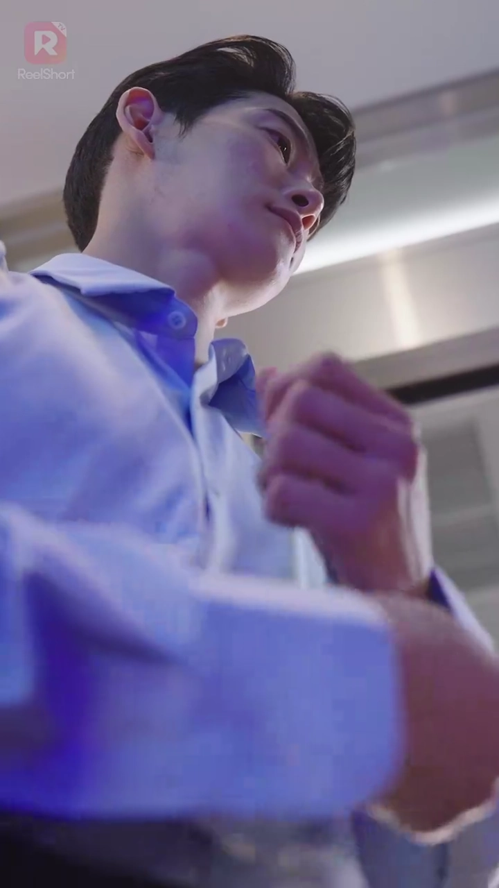 Tidur dengan Pria Hebatfoto