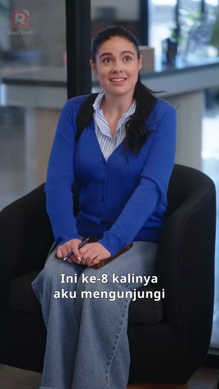 Hamil dan Dimanjakan Sang Miliarderfoto