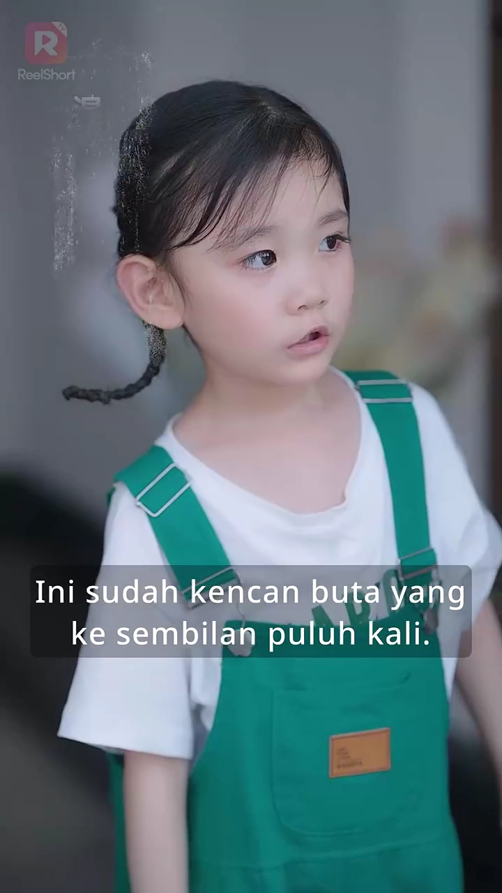 Dimanjakan oleh Suami CEO dan Si Kembarfoto