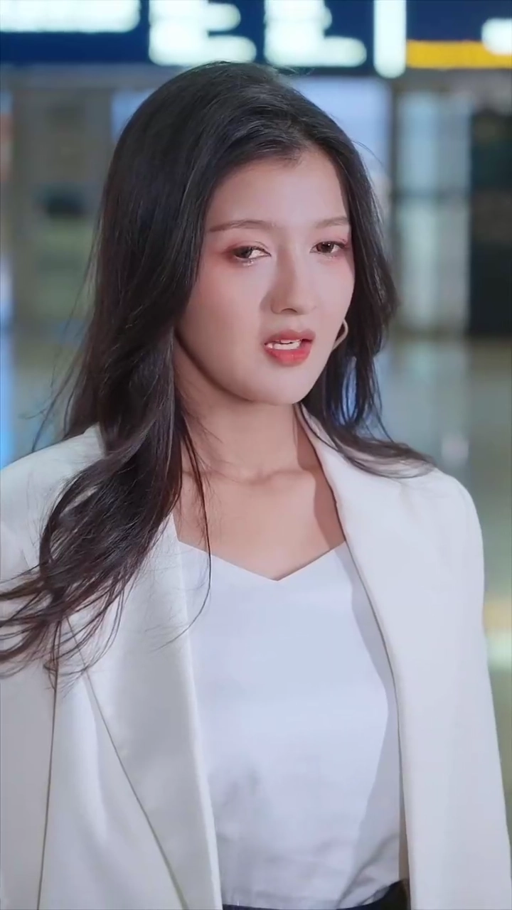 [Versi suara dubbing] Jatuh Cinta Setelah Pernikahanfoto