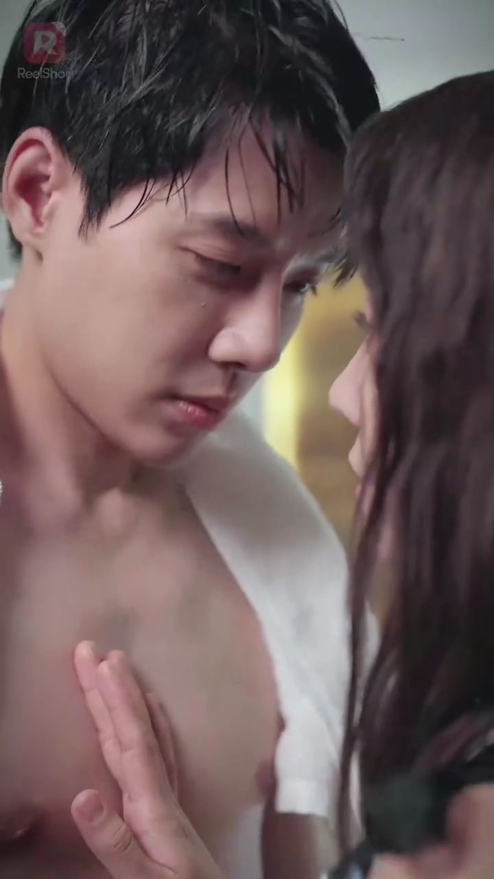 Dilarang: Cinta yang Terjeratfoto