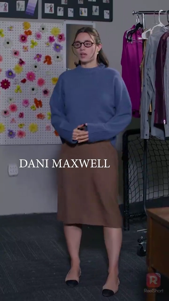 Kamu yang Pecat Seorang Bintang Busanafoto