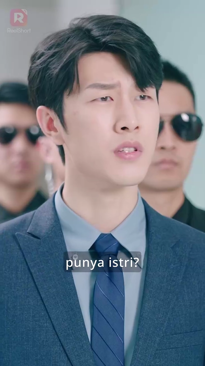 Kehidupan Kerja Istri CEOfoto