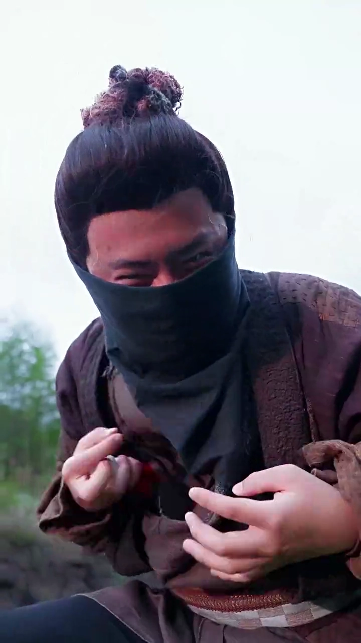 [Dijuluki] Kisah Alana Sturtfoto