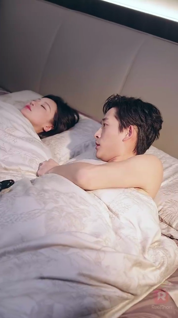 Mantan Istriku Memohon Rujukfoto