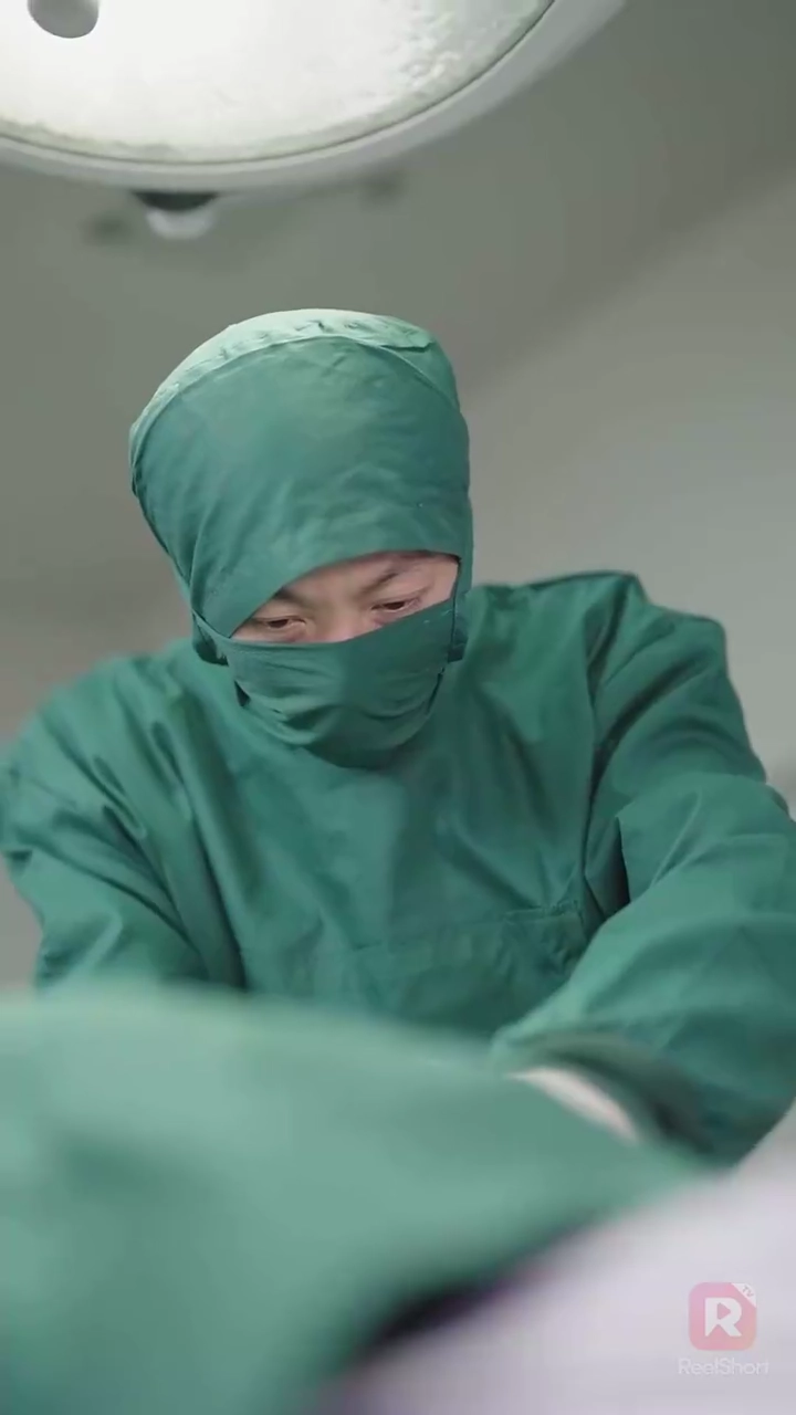 Minggir, Ibu Permaisuri Keren Tibafoto