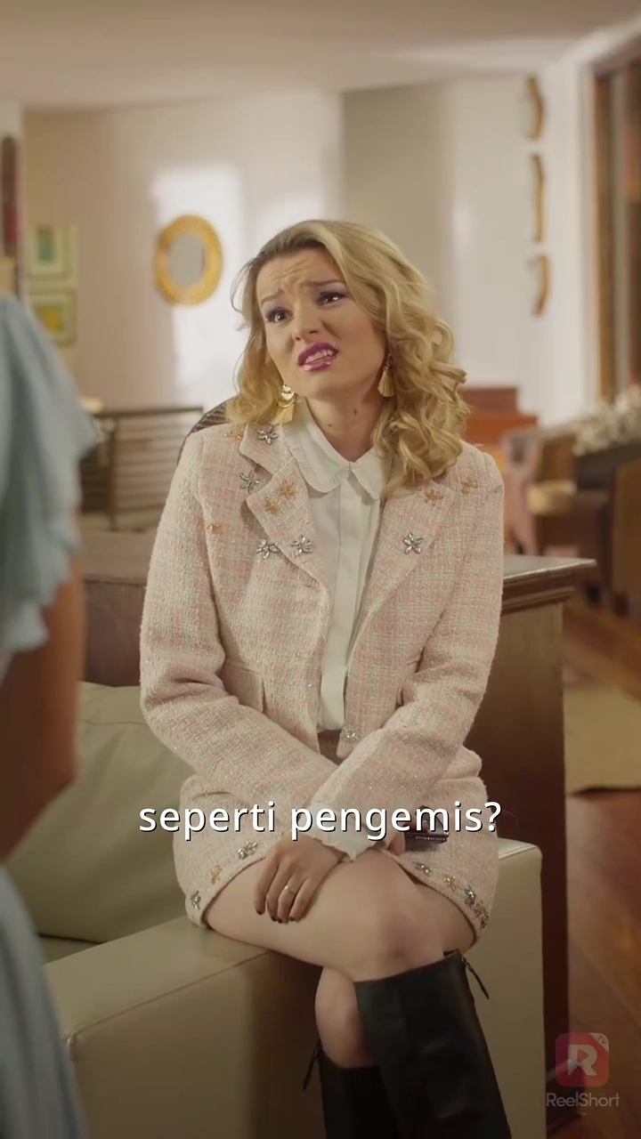 Kehidupan Ganda Suami Miliarder Sayafoto