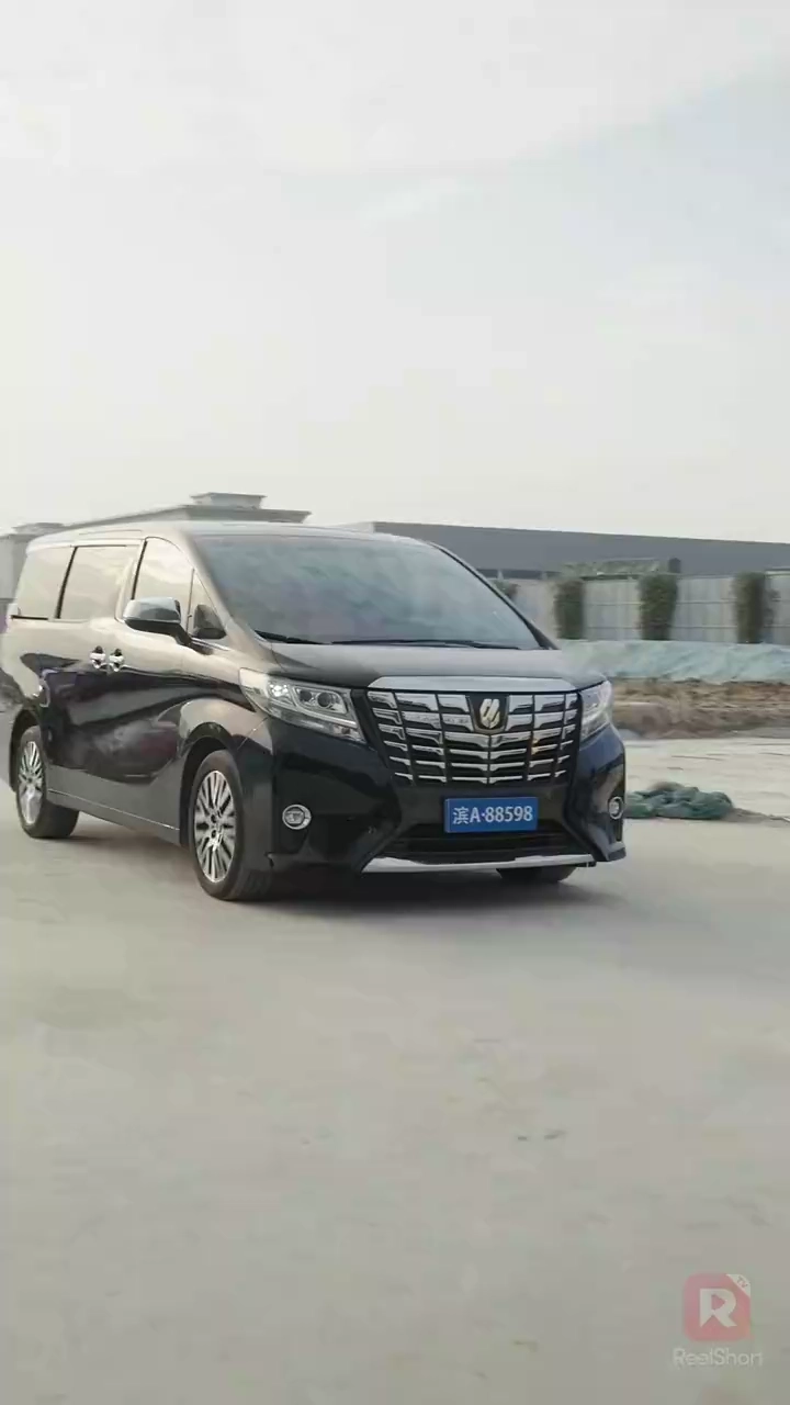 มหาเศรษฐีในร่างช่างก่อสร้างรูปภาพ