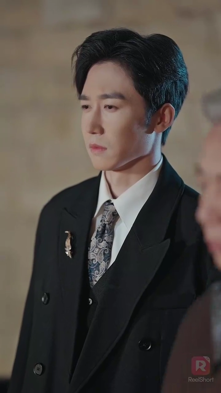 ชายที่รวยที่สุดในโลก ล้างแค้นการทรยศรูปภาพ