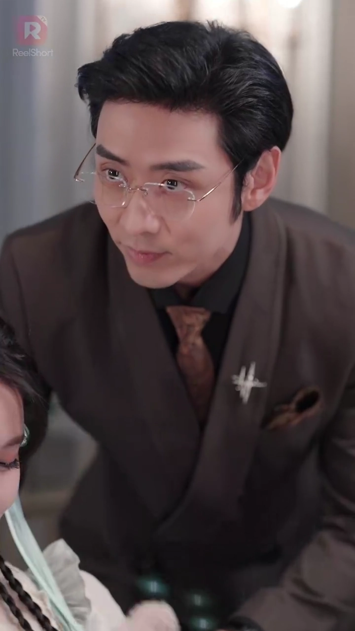 ก่อนรุ่งอรุณรูปภาพ