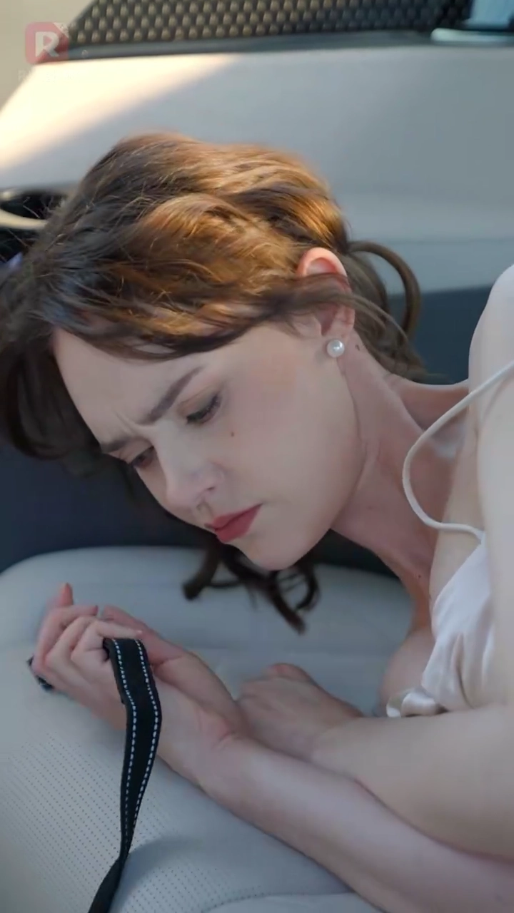 หลงรถซีอีโอตกหลุมรักรูปภาพ