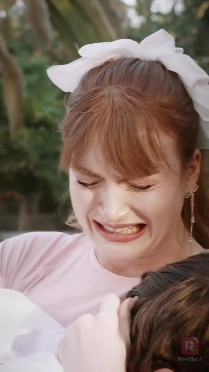 รักนอกสนามรูปภาพ