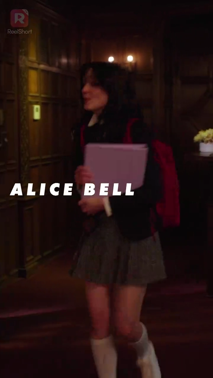 Запретная тайна: мой сводной братфото