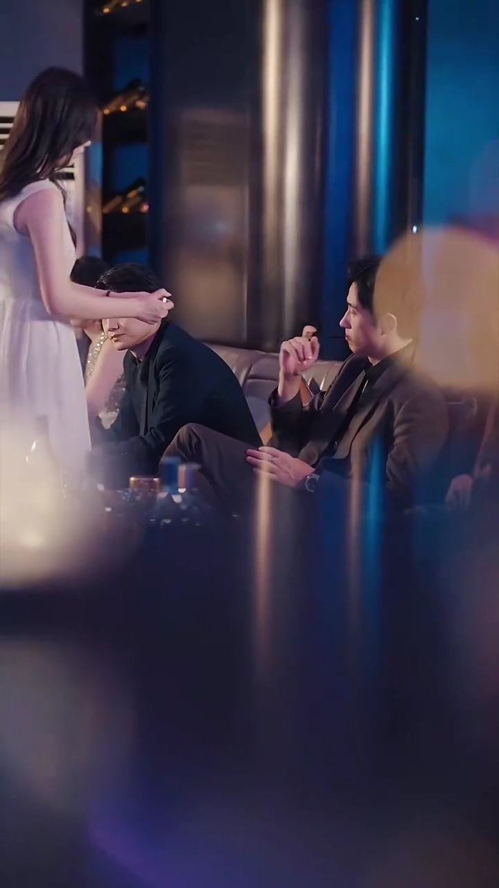 คืนวันครั้งแรกรูปภาพ