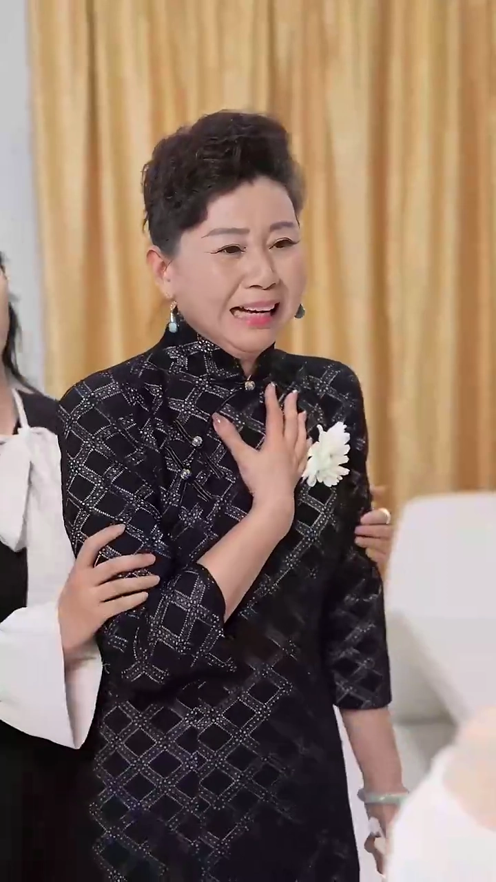 The CEO's Pitiful WifePhoto