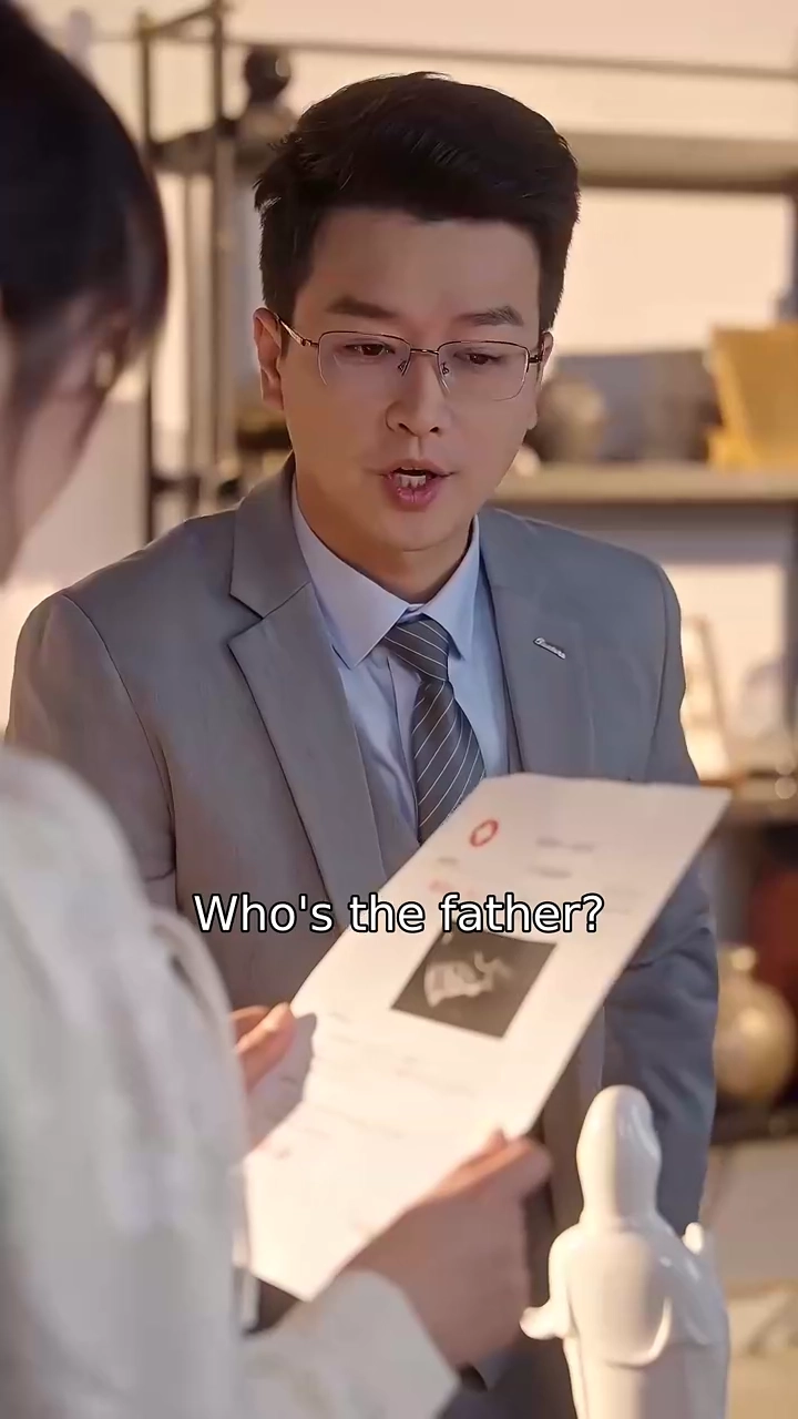 Falling For The BossPhoto