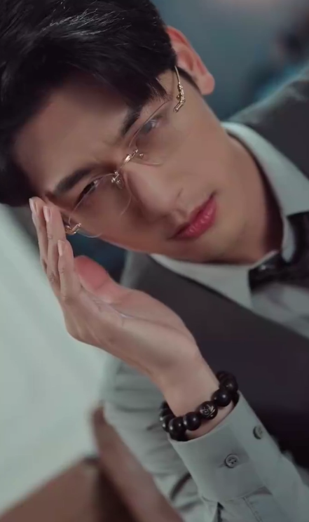 Malam Itu dengan Paman Sahabatku semua episode