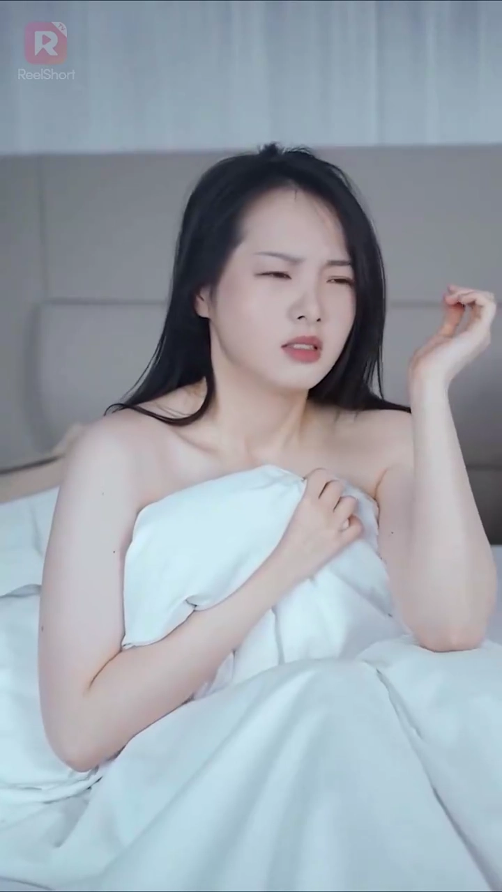 かりそめの花嫁ですが、社長に溺愛されています写真