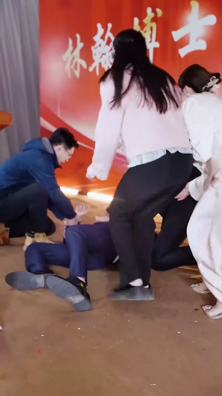 判決裁判所:記憶の評決写真