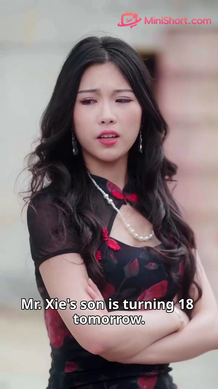 Village Top Scholar vs. Rich Heiress photo