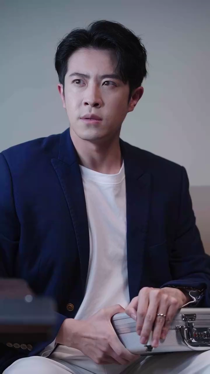 [吹替版] ヒーロー帰還写真