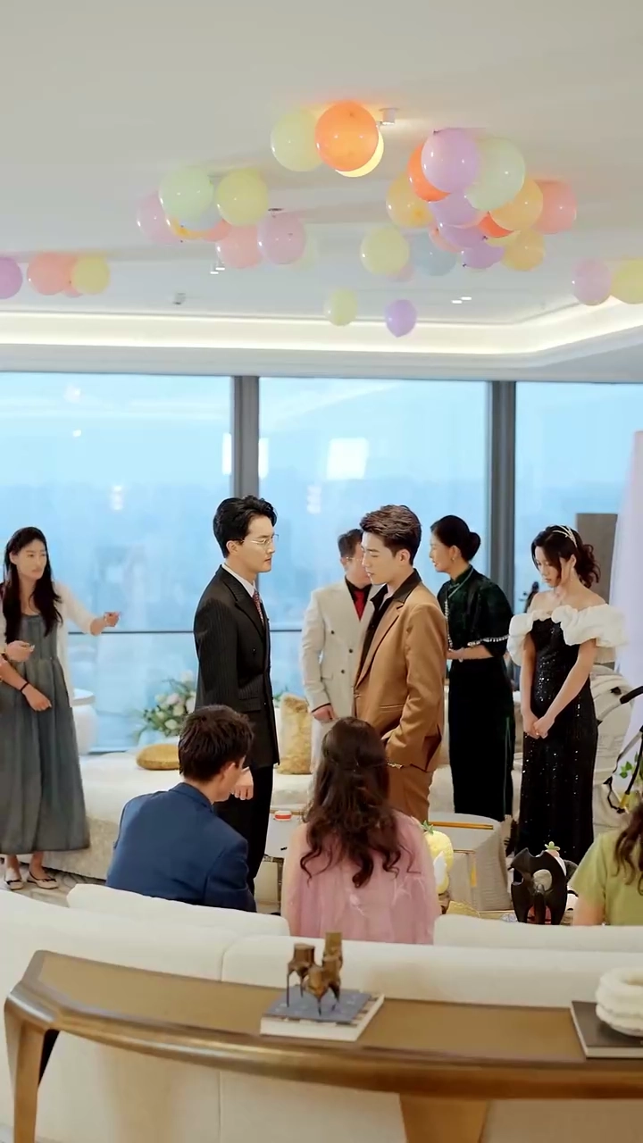 巨大テディベアで離婚写真