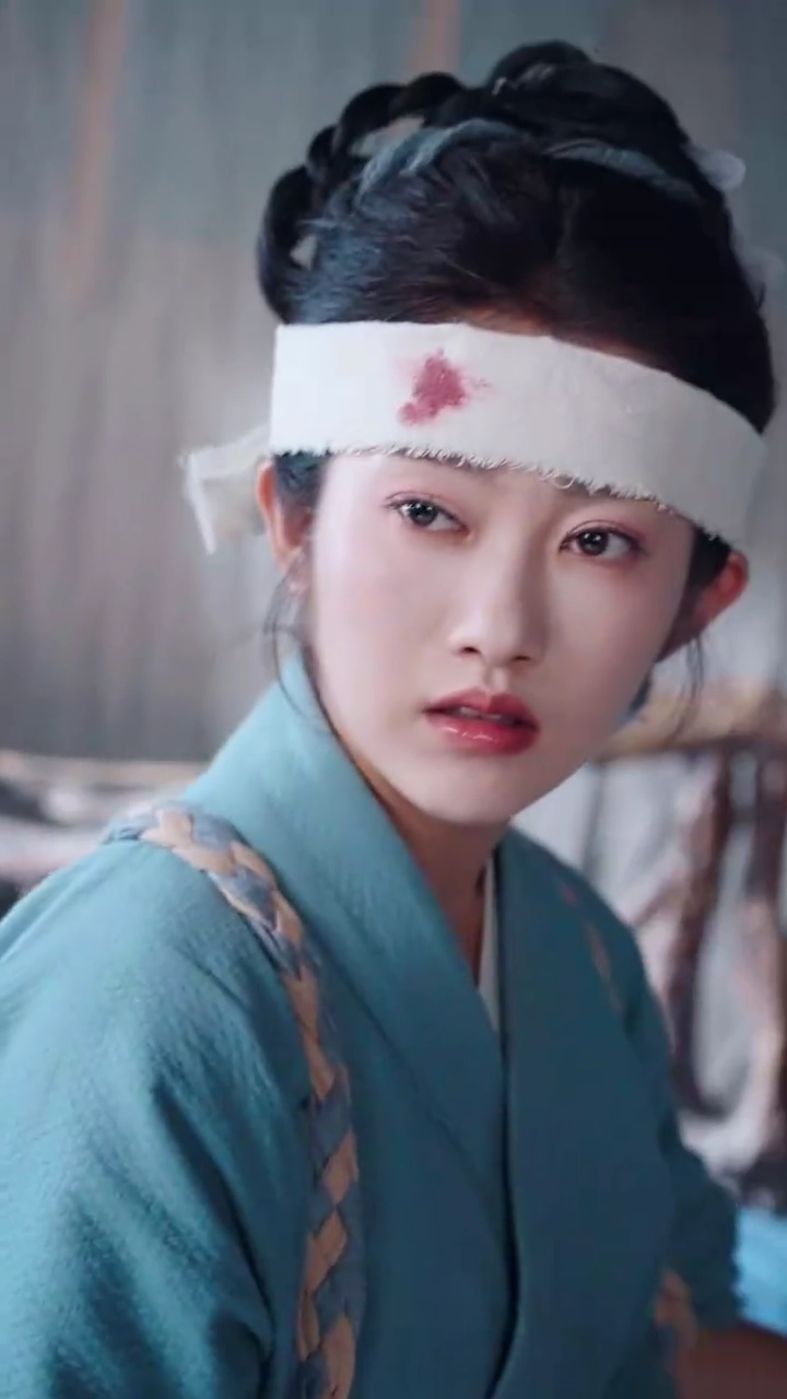 転生！悪姑の宝石写真