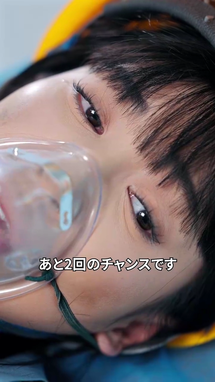 金の檻：愛の悲しみ写真