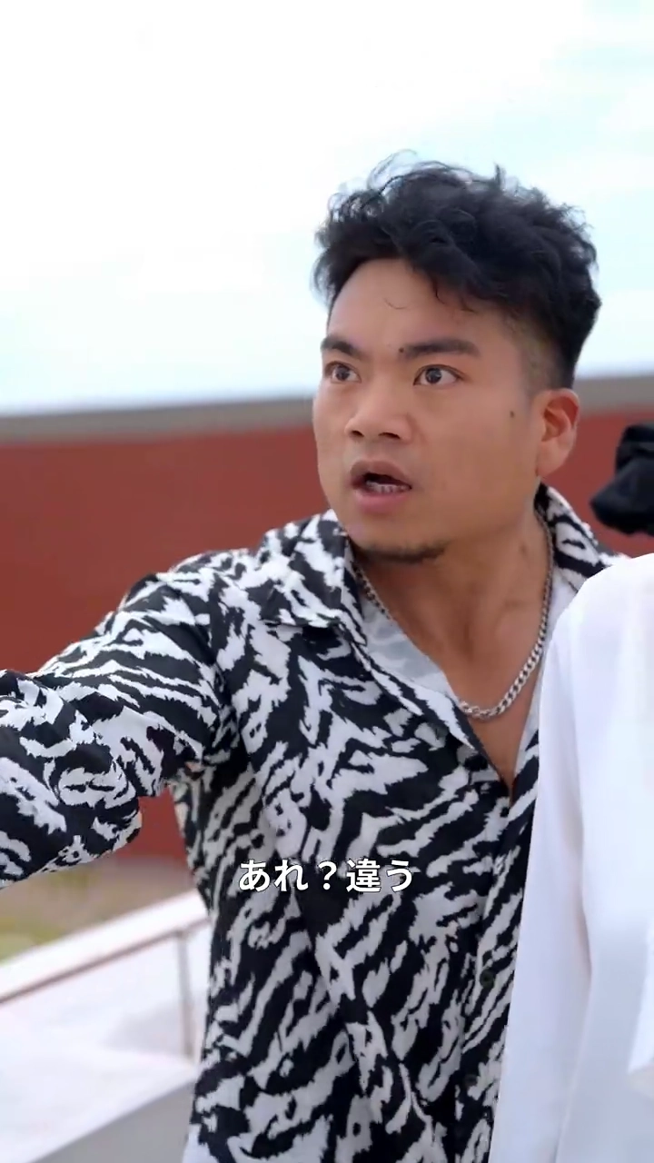 [吹替版] 認められた息子写真