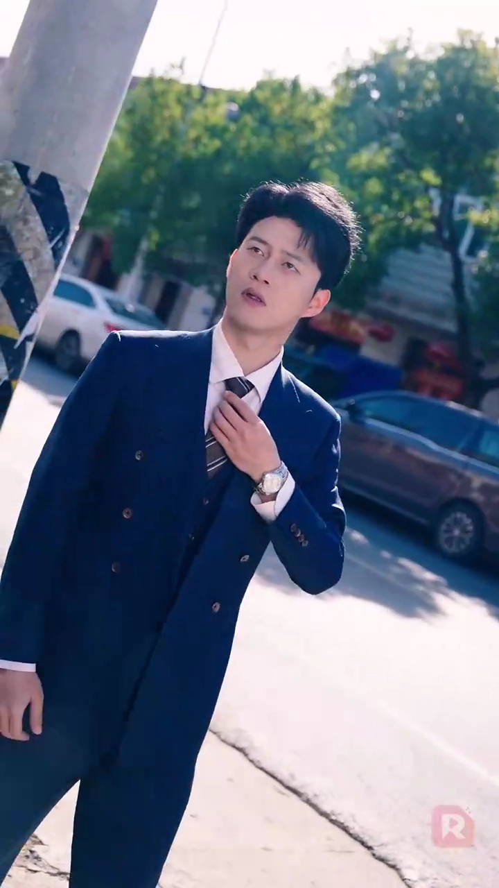 侮った彼が絶句する、 野菜売りから女王へ写真