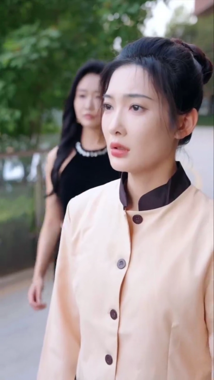 十年目の砕けた絆写真