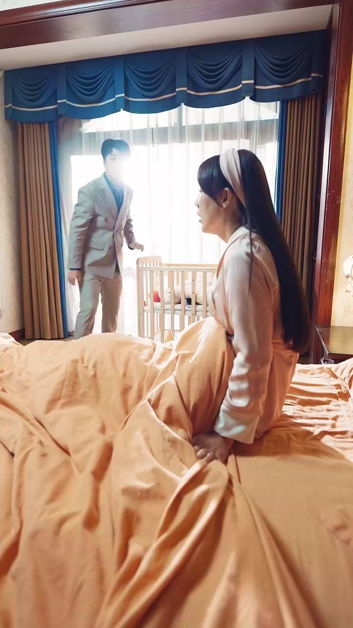 出産後の裏切り、決断の後に甦る写真