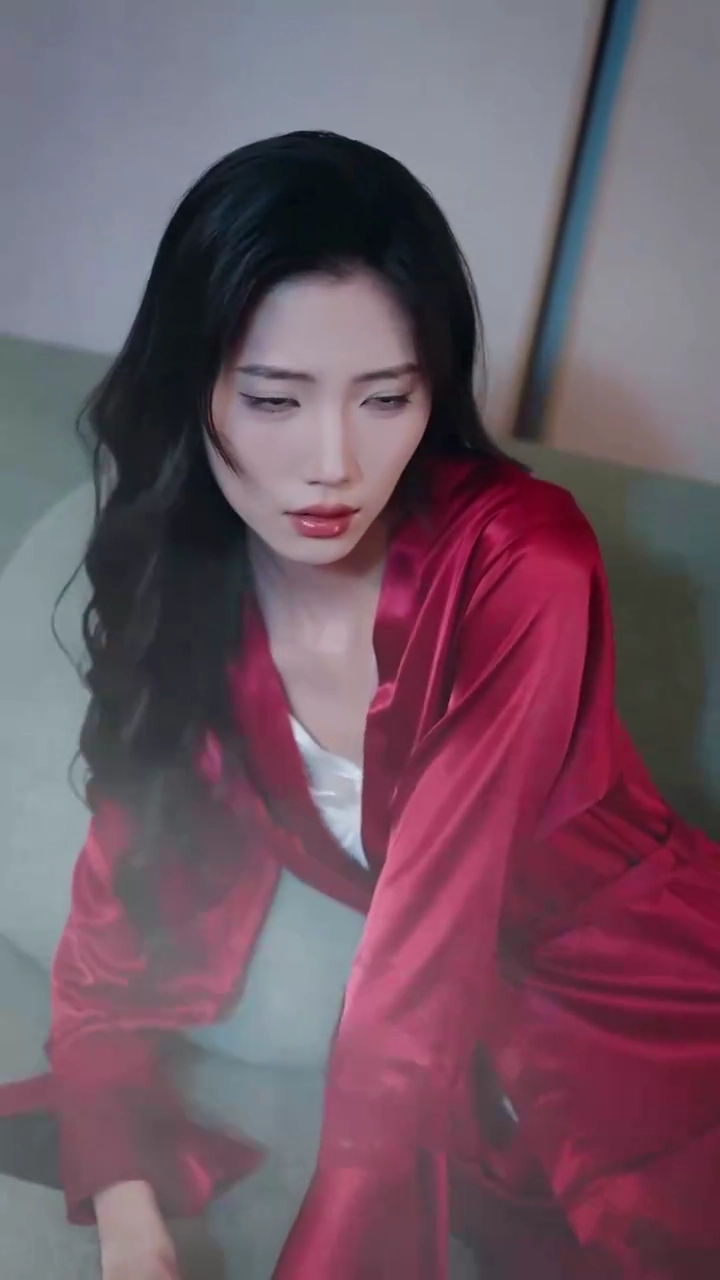 消えた勇者、許されぬ愛写真