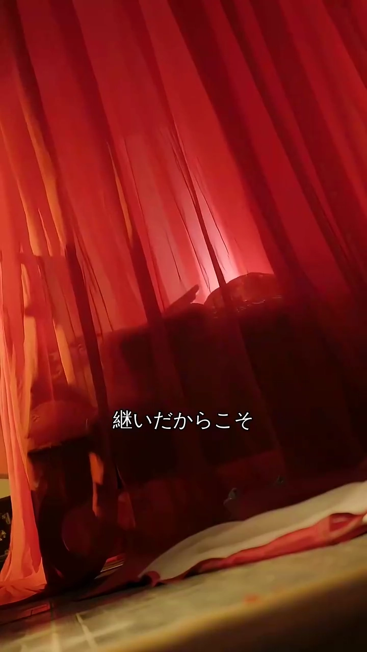 泣くなよ、皇太子様！写真