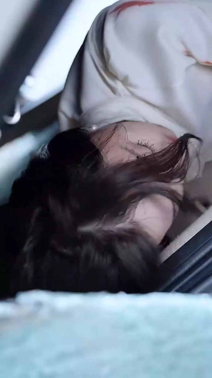 裏切りと絶望の果てに写真