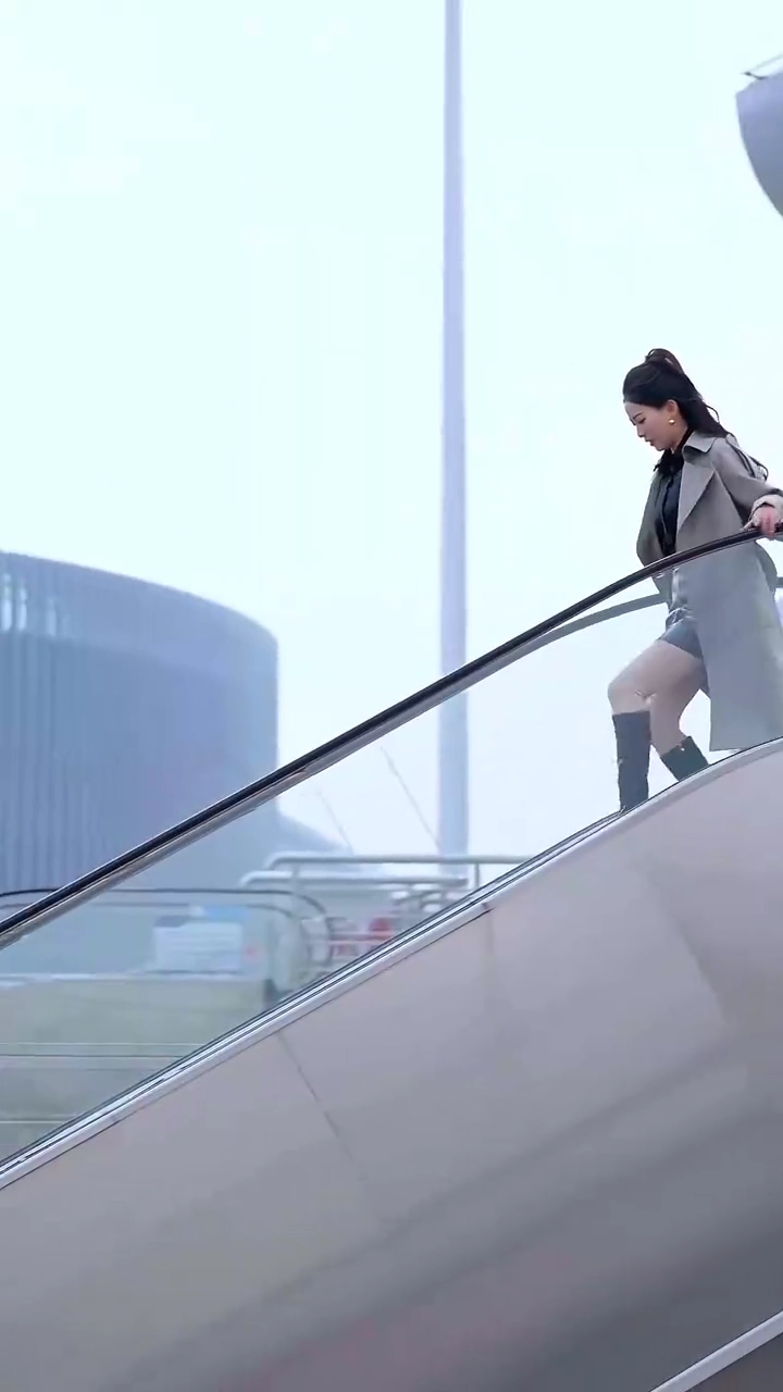 Falling For You AgainPhoto