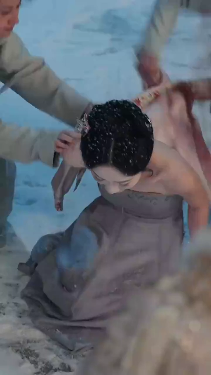 The Fake Consort's FallPhoto