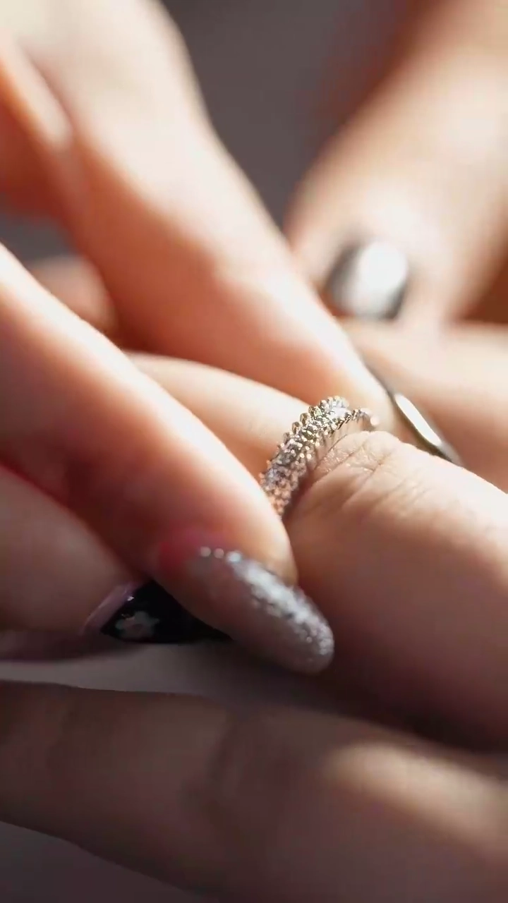 デブだった私が、今、復讐の女神写真