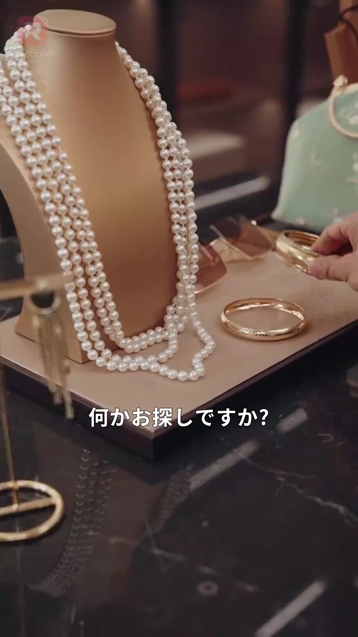 裏切りの宴: 继承者を奪還した女王写真