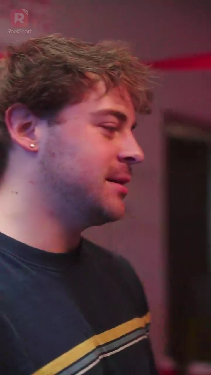 氷上のアルファと惹かれ合う写真