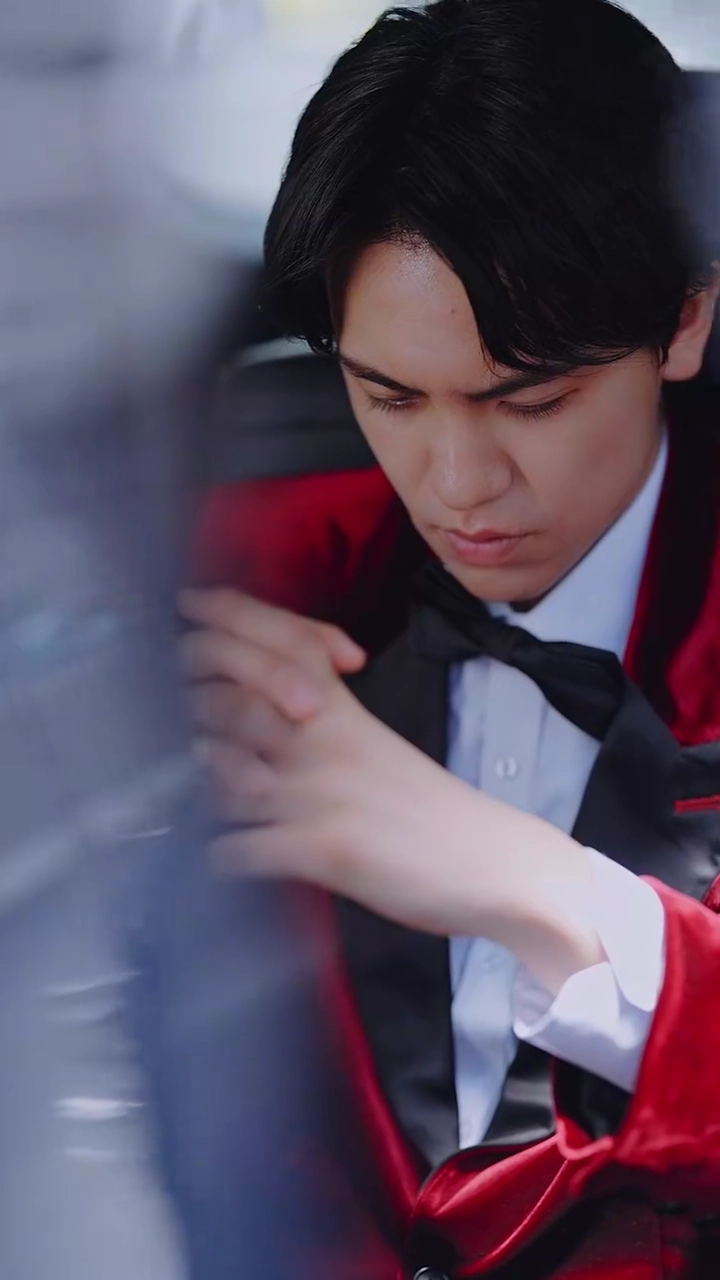 世界を支配しているのは、俺の父親だ写真