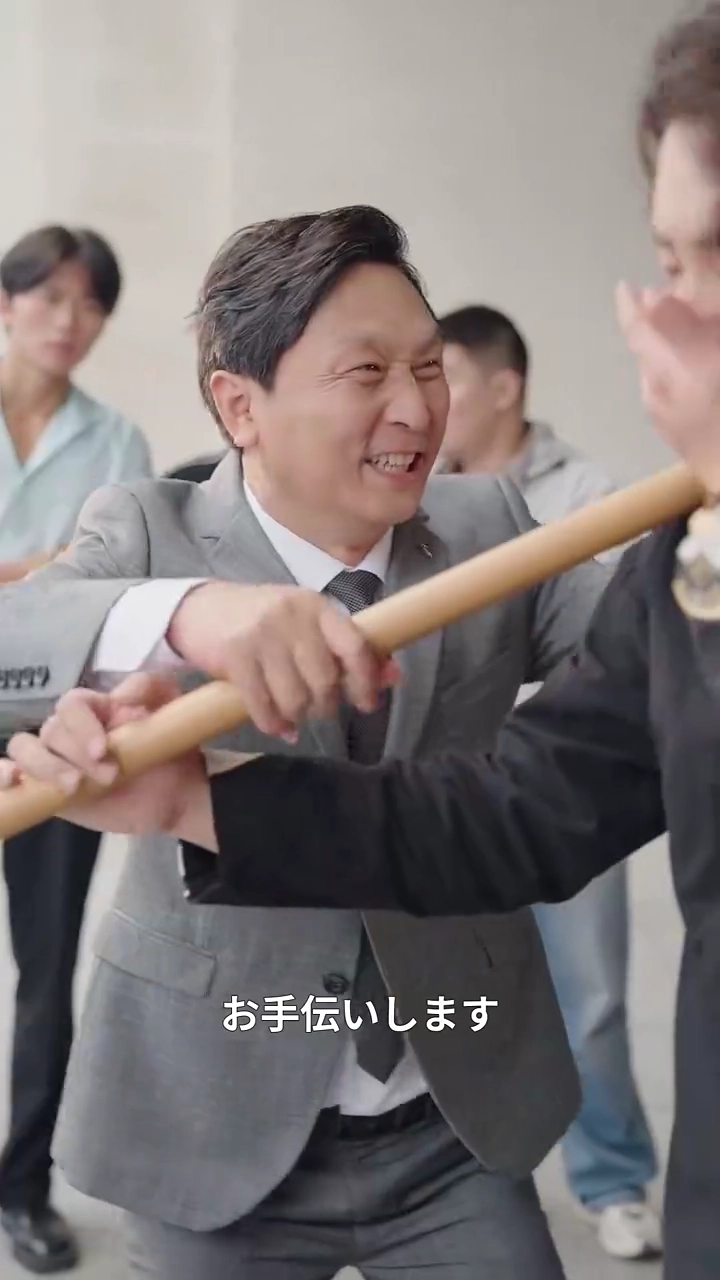 オイルショップと秘密の支援写真