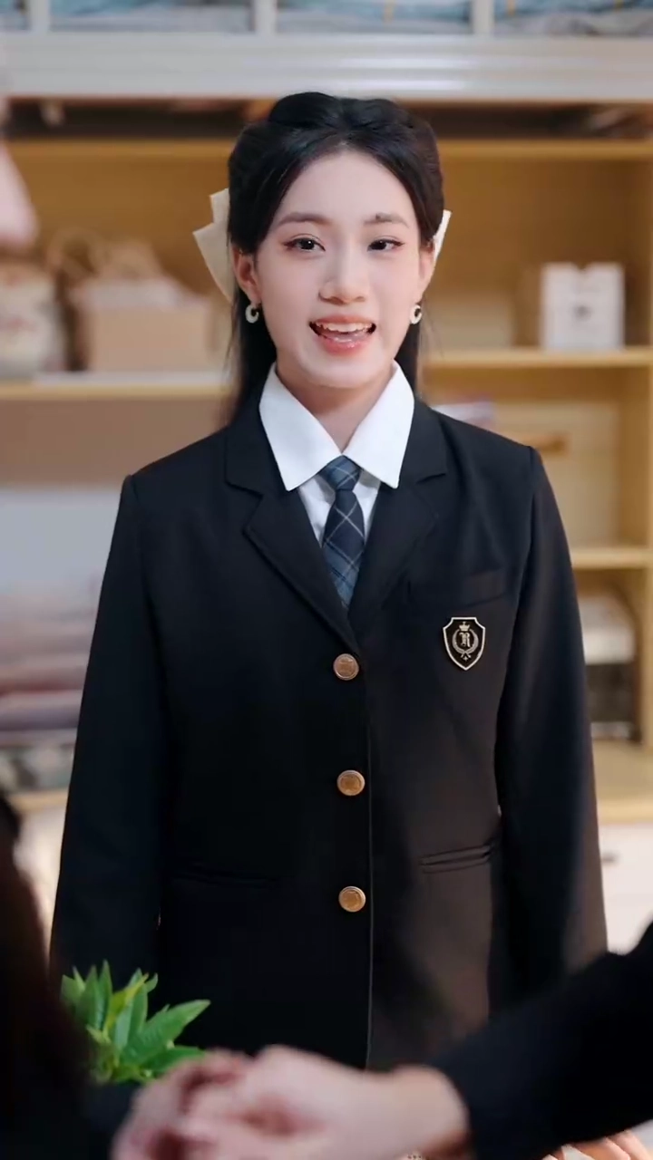 転生して盗みルームメイトを打ち負かす写真