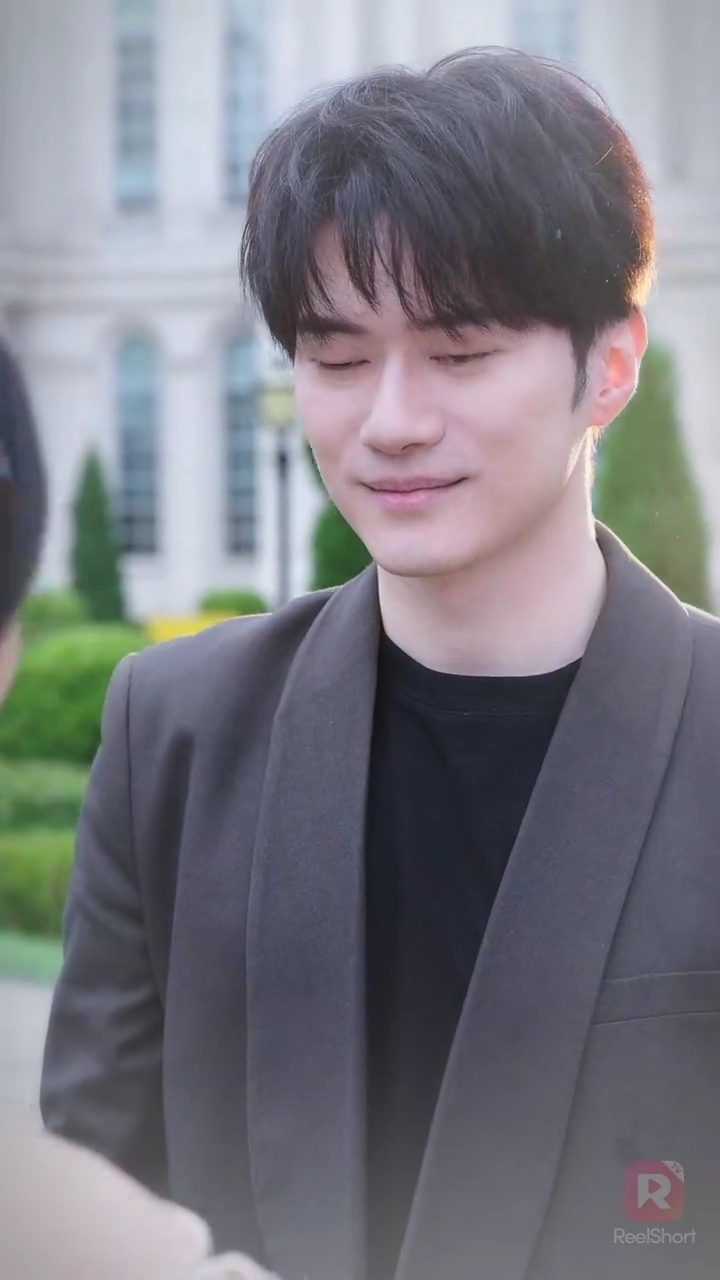 復縁はお断り 交渉専門、恋愛抜きで写真