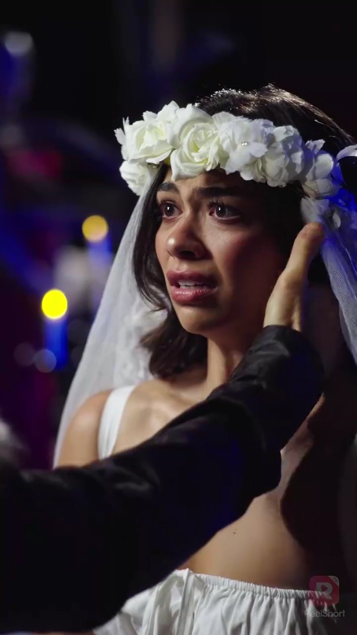 偽りのルナと運命のつがい写真