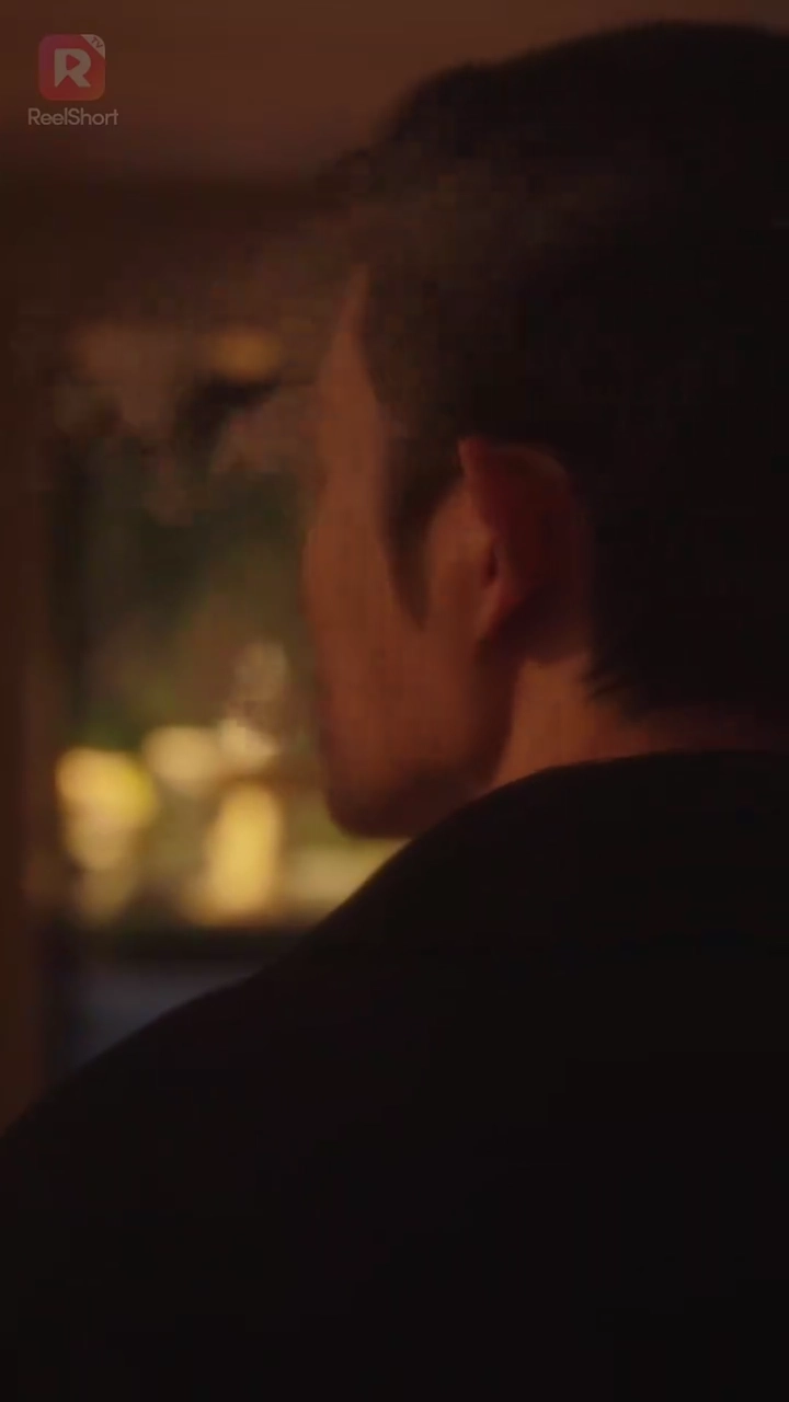 政略結婚のはずが、 抗えない恋に落ちた写真