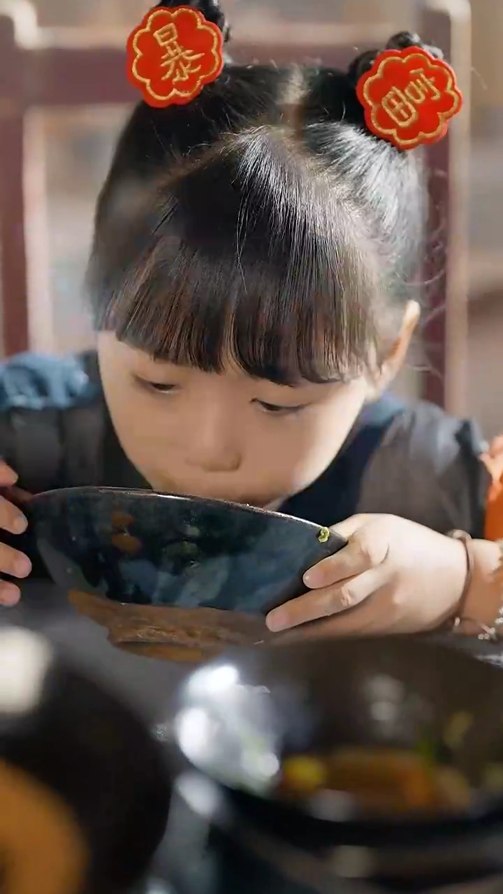 社長の萌え娘は金運ゼロ?！（日本語吹替版）写真