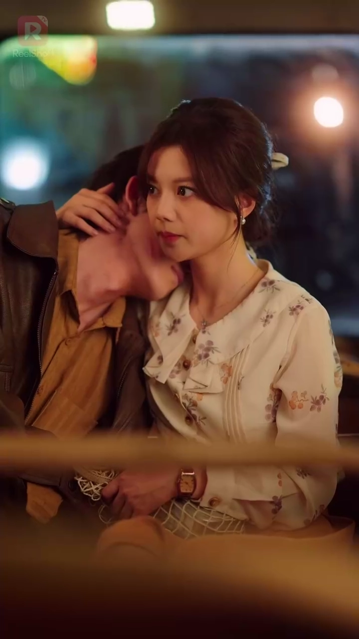 氷のCEOと甘い犬系男子～彼が私だけに見せる素顔～写真