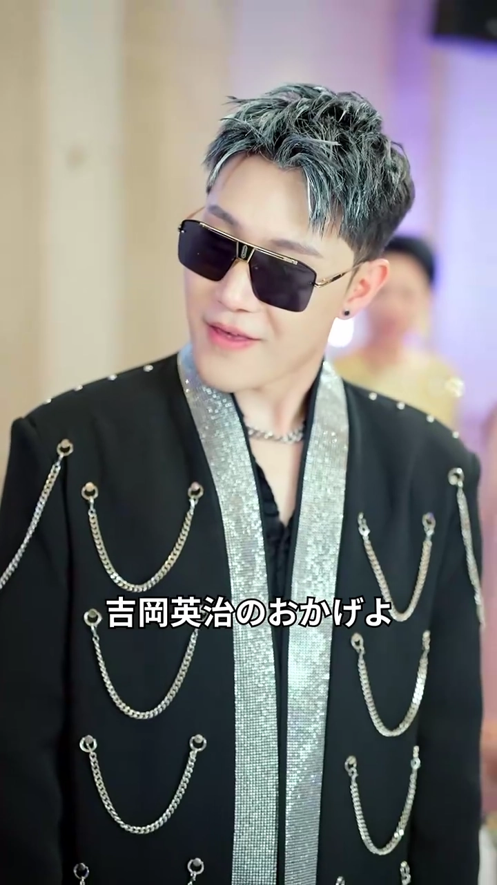 盲目な声：目覚めと復讐写真